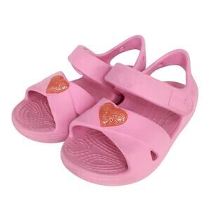 Crocs Kids Sandals Girls 7 Cross Strap Heart Charm Sandal Pink Water Shoes